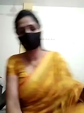 Snapshot of priyancyfun chatting on 02.13.25 priyancyfun online show from 02.13.25
