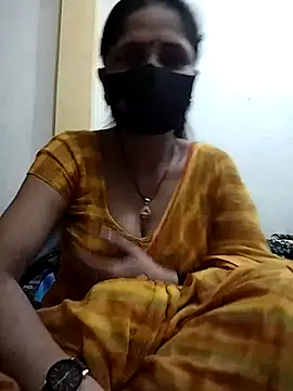 Snapshot of priyancyfun chatting on 03.12.25 priyancyfun online show from 03.12.25