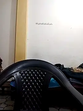 Snapshot of priyancyfun chatting on 03.17.25 priyancyfun online show from 03.17.25