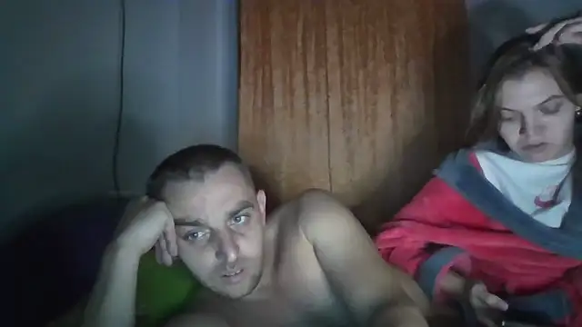 Snapshot of ParaFox chatting on 10.16.25 ParaFox online show from 10.16.25