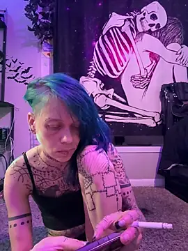 Snapshot of trashbrat chatting on 10.16.25 trashbrat online show from 10.16.25