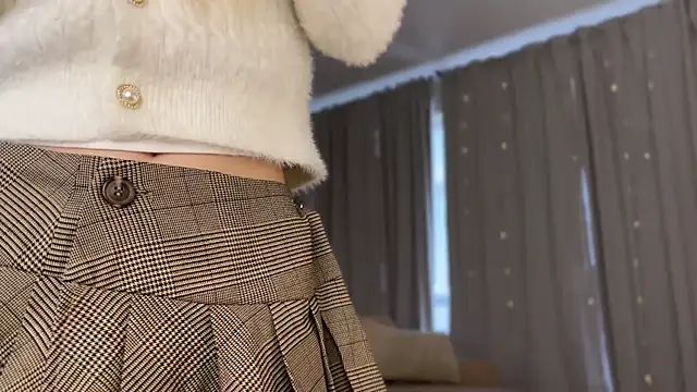 Snapshot of Shyrubate chatting on 10.12.25 Shyrubate online show from 10.12.25