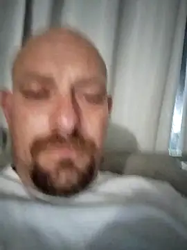 Snapshot of jayjay198080 chatting on 03.17.25 jayjay198080 online show from 03.17.25