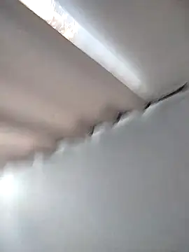 Snapshot of jayjay198080 chatting on 03.21.25 jayjay198080 online show from 03.21.25