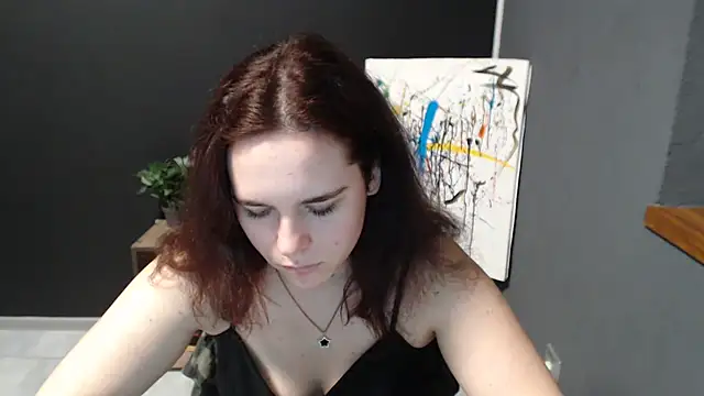 Snapshot of mini_girly chatting on 02.01.25 mini girly online show from 02.01.25