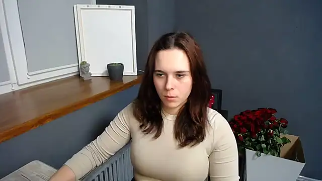 Snapshot of mini_girly chatting on 02.20.25 mini girly online show from 02.20.25