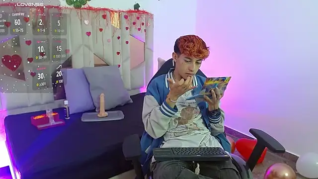 Snapshot of Axel_tay chatting on 02.22.25 Axel tay online show from 02.22.25