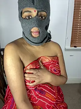 Snapshot of ArathyNambyarMallu chatting on 02.19.25 ArathyNambyarMallu online show from 02.19.25