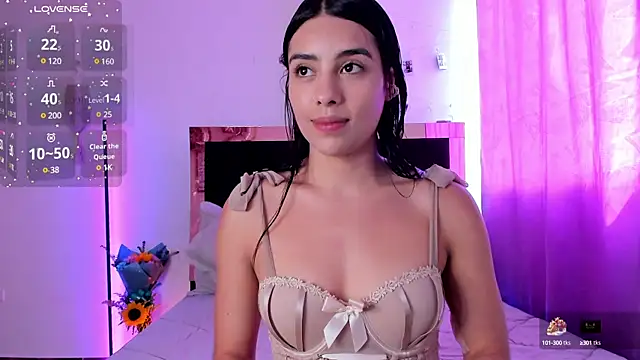 Snapshot of Carorosse chatting on 02.16.25 Carorosse online show from 02.16.25