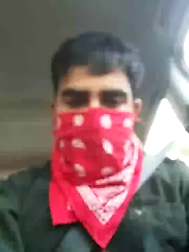 Snapshot of 13lusty chatting on 01.22.25 13lusty online show from 01.22.25