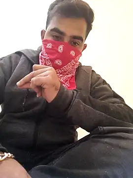 Snapshot of 13lusty chatting on 02.08.25 13lusty online show from 02.08.25