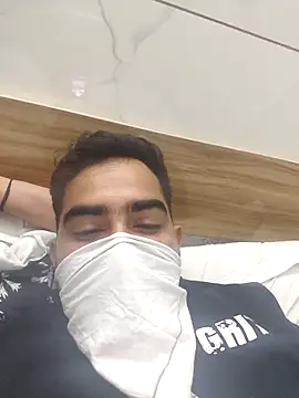 Snapshot of 13lusty chatting on 02.28.25 13lusty online show from 02.28.25