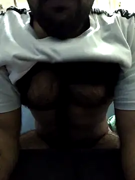 Snapshot of 13lusty chatting on 03.03.25 13lusty online show from 03.03.25