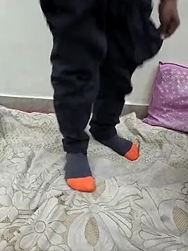 Snapshot of 13lusty chatting on 03.10.25 13lusty online show from 03.10.25