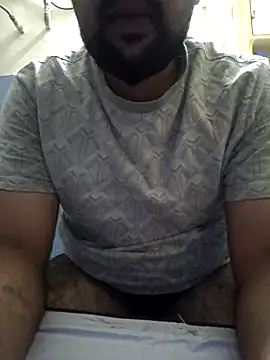 Snapshot of 13lusty chatting on 10.05.25 13lusty online show from 10.05.25