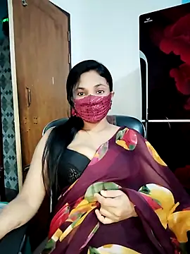 Snapshot of Anika-1 chatting on 09.18.25 Anika-1 online show from 09.18.25