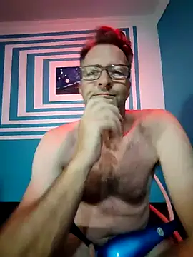 Snapshot of itsmeyes69 chatting on 01.28.25 itsmeyes69 online show from 01.28.25