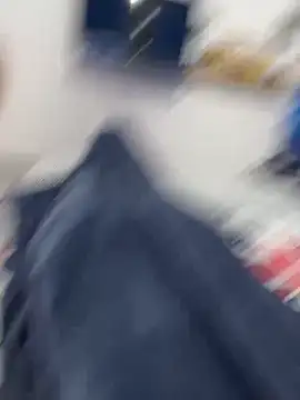 Snapshot of lucarioos06 chatting on 01.21.25 lucarioos06 online show from 01.21.25