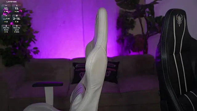 Lika Secret  online show from 10.16.25