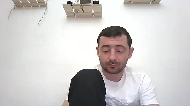 Snapshot of SeX_roomX chatting on 01.31.25 SeX roomX online show from 01.31.25