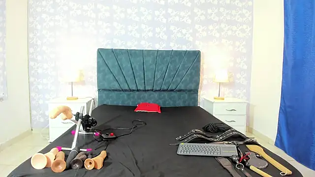 Snapshot of SalomeSimonz chatting on 09.27.25 SalomeSimonz online show from 09.27.25
