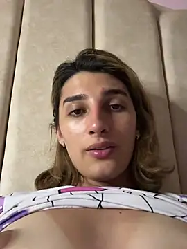 Snapshot of Queensara_ chatting on 03.03.25 Queensara  online show from 03.03.25