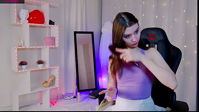 Amelia skyy online show from 02.25.25