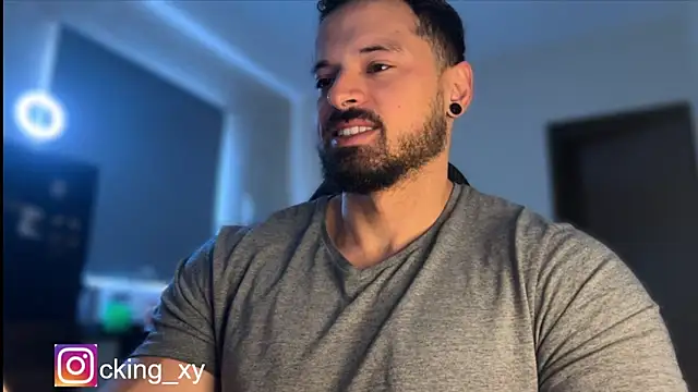Snapshot of Lucasfit24 chatting on 10.20.25 Lucasfit24 online show from 10.20.25