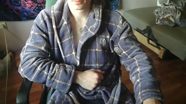 Snapshot of johnny_positive chatting on 09.23.25 johnny positive online show from 09.23.25
