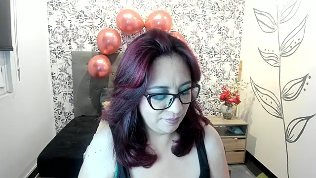 Snapshot of Victoria_Adamns chatting on 03.14.25 Victoria Adamns online show from 03.14.25