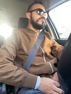 Snapshot of leonardohot1987 chatting on 01.16.25 leonardohot1987 online show from 01.16.25