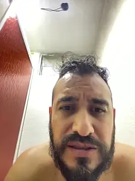 Snapshot of leonardohot1987 chatting on 01.22.25 leonardohot1987 online show from 01.22.25