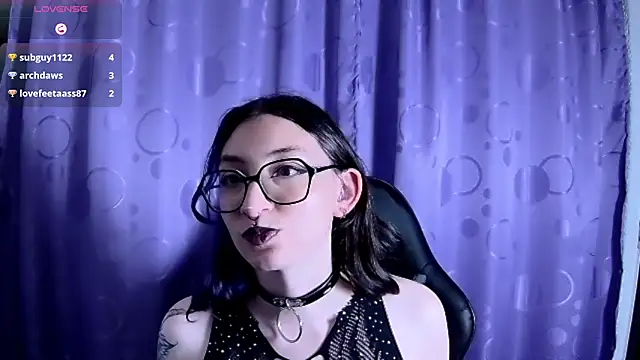 Snapshot of Kimlennox_ chatting on 01.20.25 Kimlennox  online show from 01.20.25