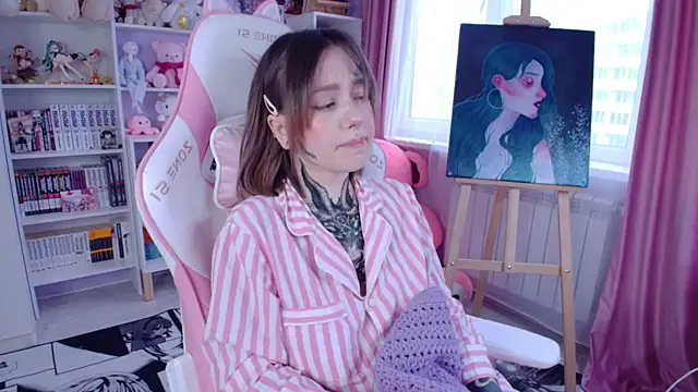 Snapshot of Catharsisi chatting on 03.12.25 Catharsisi online show from 03.12.25