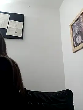 Snapshot of CHARLOTTE_1711 chatting on 02.05.25 CHARLOTTE 1711 online show from 02.05.25