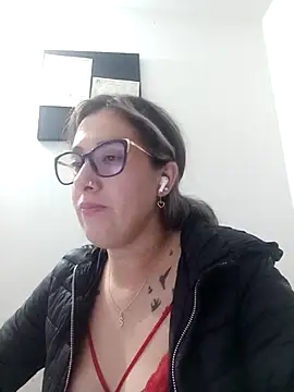 Snapshot of CHARLOTTE_1711 chatting on 02.26.25 CHARLOTTE 1711 online show from 02.26.25