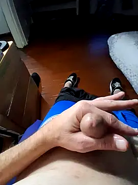 Snapshot of William1941 chatting on 10.26.25 William1941 online show from 10.26.25