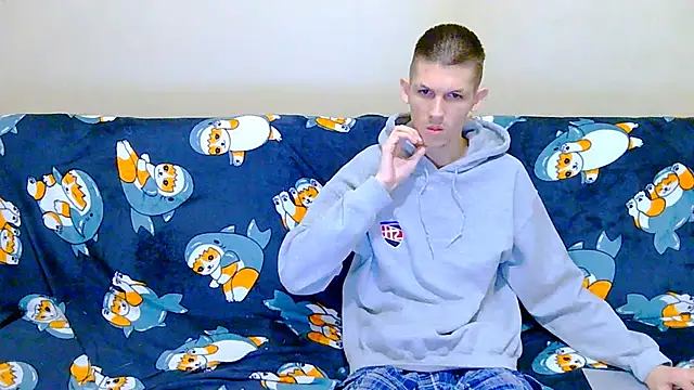 Lester Broo online show from 10.10.25