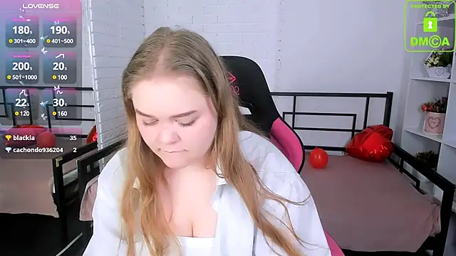 Erica  Alta online show from 02.25.25