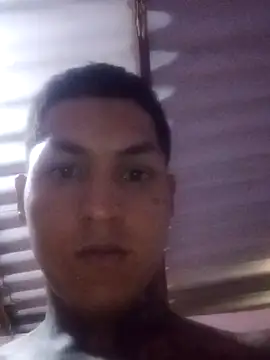 Snapshot of Briangalleta chatting on 03.20.25 Briangalleta online show from 03.20.25