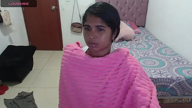 july-feria online show from 02.20.25