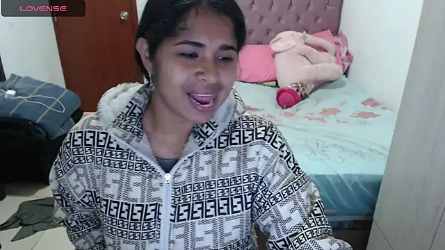 july-feria online show from 10.15.25