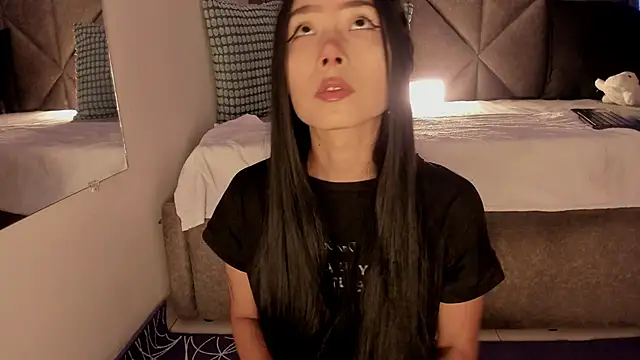 SabrinaSpell  online show from 11.14.25