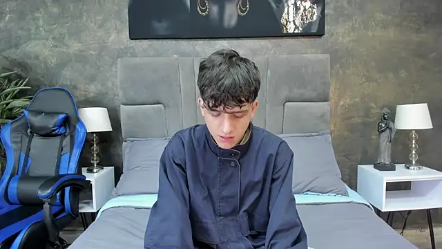 bruce hans online show from 10.25.25