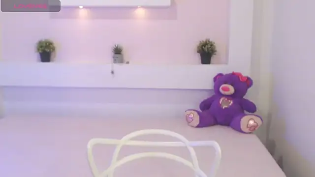 IslaBlaze online show from 03.10.25