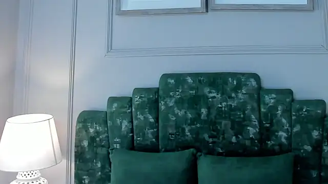 Snapshot of rutila_ford chatting on 02.21.25 rutila ford online show from 02.21.25