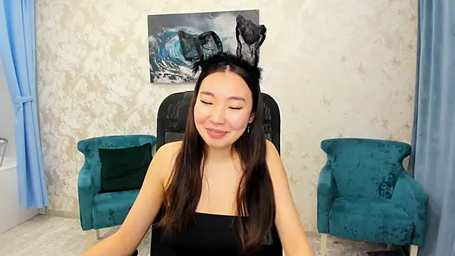 AnnaReyla online show from 02.07.25