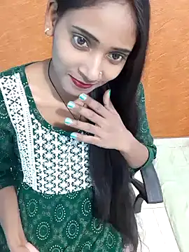 Snapshot of Divya-2007 chatting on 01.25.25 Divya-2007 online show from 01.25.25