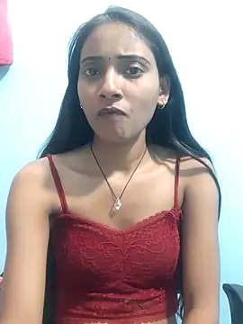 Snapshot of Divya-2007 chatting on 02.13.25 Divya-2007 online show from 02.13.25