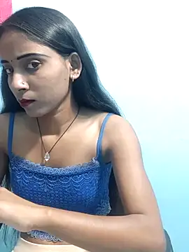 Snapshot of Divya-2007 chatting on 02.14.25 Divya-2007 online show from 02.14.25